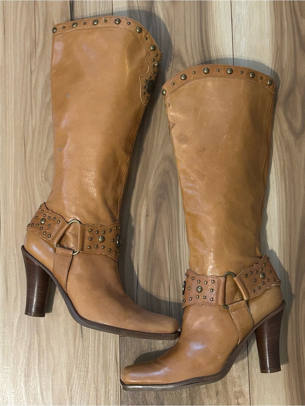 ANTONIO MELANI Tan Leather Stud-Accented Heeled Western Boots Size 8.5